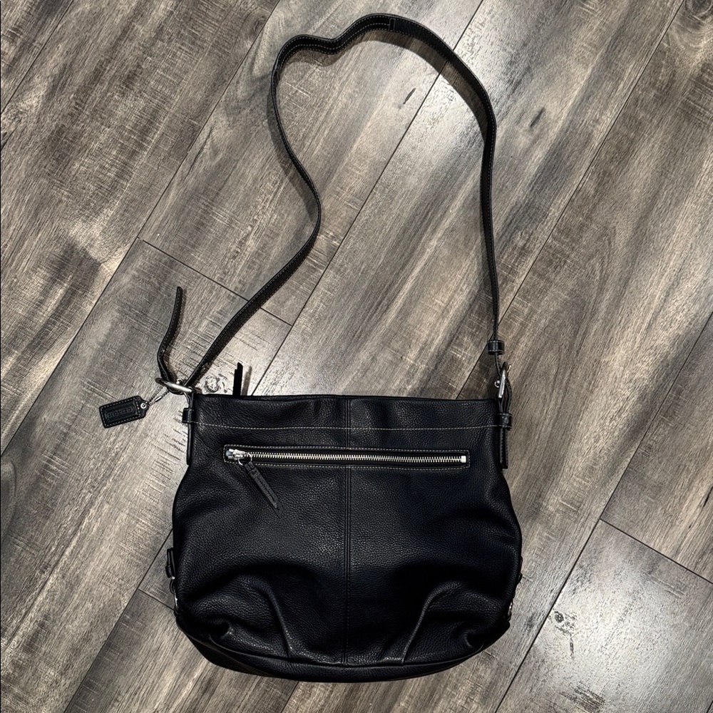COACH Pebble Leather Black  Shoulder Or Crossbody Bag F15064